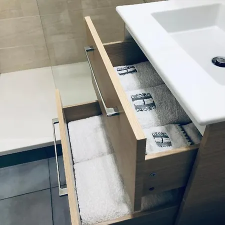 En Residence, Proche De La Avec Parking Gratuit Et 5g וילר-סור-מר